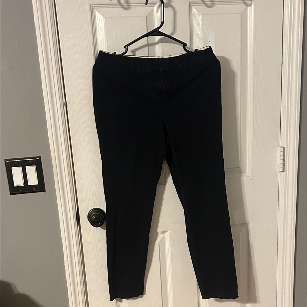 crown & ivy Black Cropped Women's Dress Pants